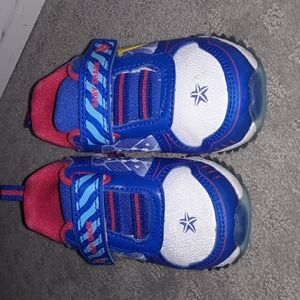 Baby/toddler 6 baby shark shoes light up